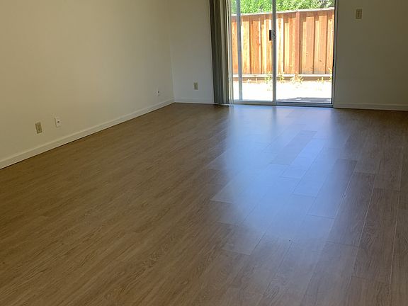 5th image of 19997 Anita Ave #12