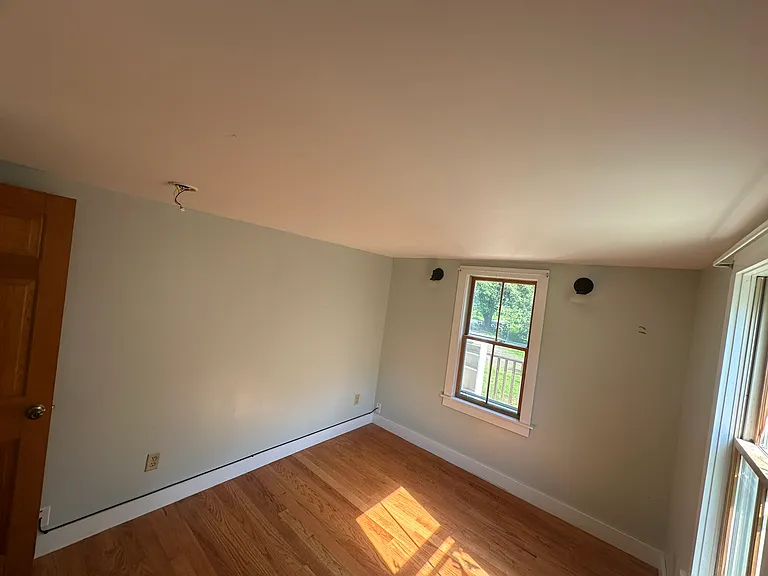 560 S East St — Photo 14