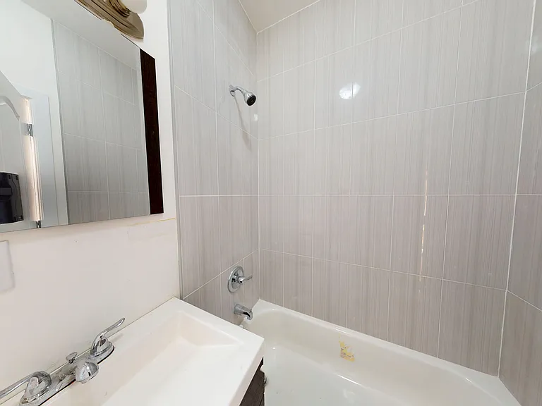 2803 W 20th St #2 — Photo 13