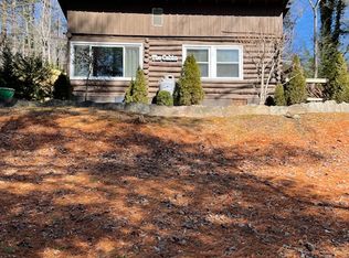 34 Haynes Blvd, Hendersonville, NC 28792