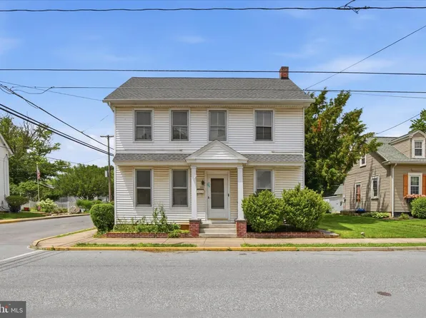 101 E Lincoln Ave, Lititz, PA 17543