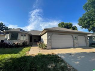 213 Frontier St, Sergeant Bluff, IA 51054