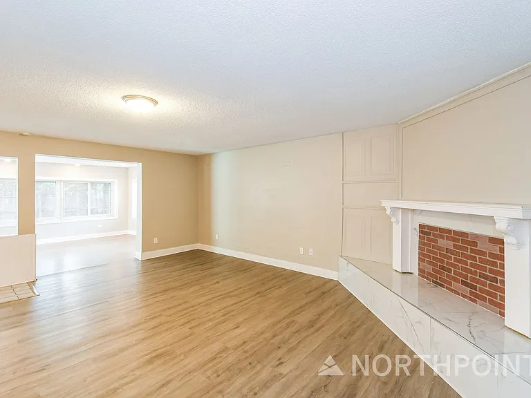 7215 Sharbeth Dr S — Photo 2