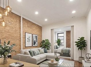 318 E 6th St APT 2, New York, NY 10003