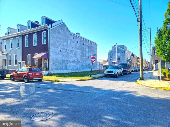 524 Spruce St, Reading, PA 19602