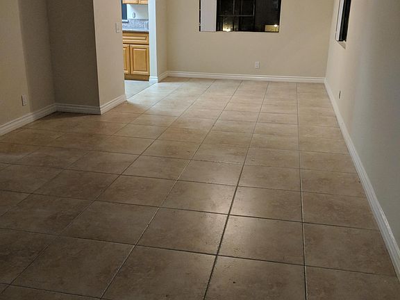 4th image of 537 N Kenwood St APT 210