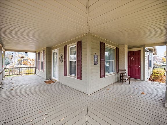 4th image of 421 Meigs Ave