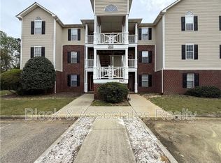 392 Bubble Creek Ct Unit 6, Fayetteville, NC 28311