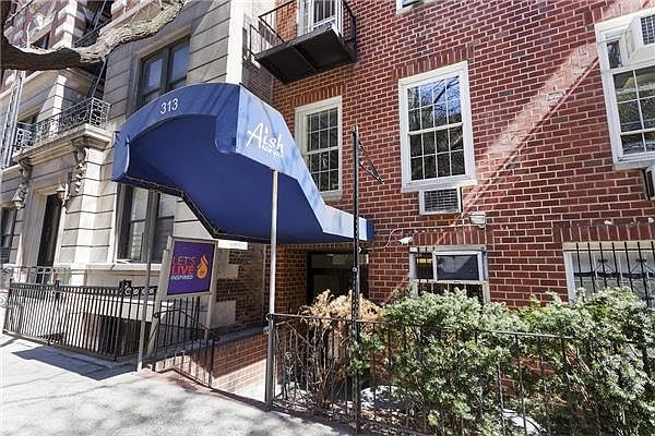 1st image of 313 W 83rd St