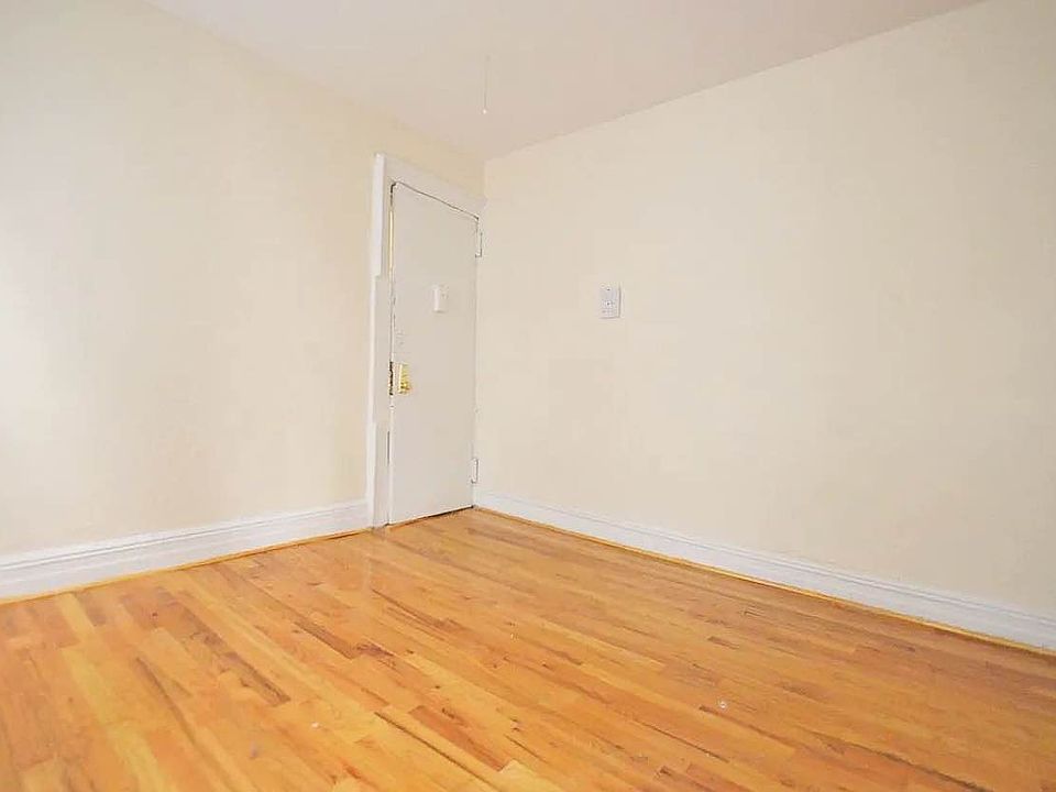 1st image of 1492 Amsterdam Ave #7