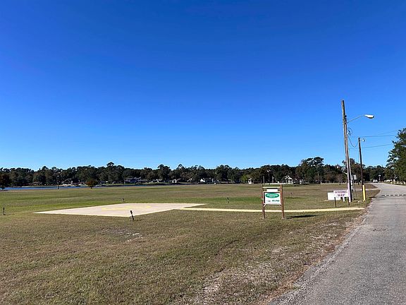 3rd image of LOT 16 Hackberry