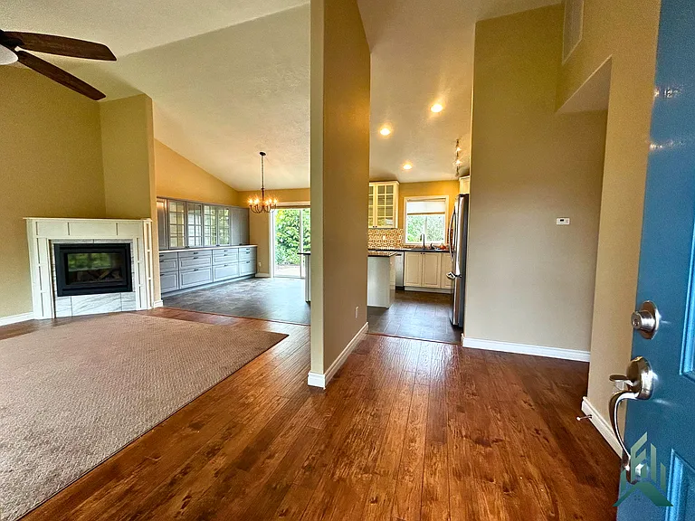 1762 Antelope Cir SW — Photo 3