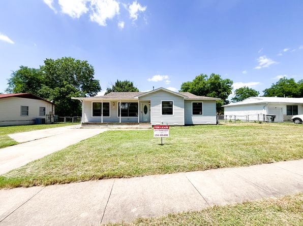 1105 Estes Dr
