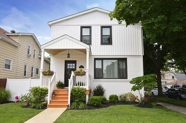 1st image of 4456 N Melvina Ave