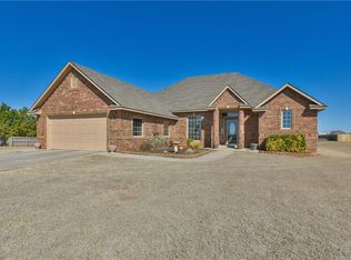 1723 E Rock Creek Rd, Tuttle, OK 73089