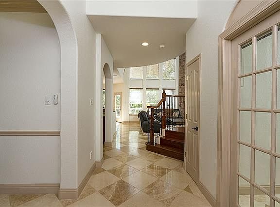 5th image of 5701 Medicine Creek Dr