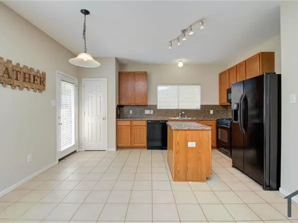 21842 Mossy Field Ln, Spring, TX 77388