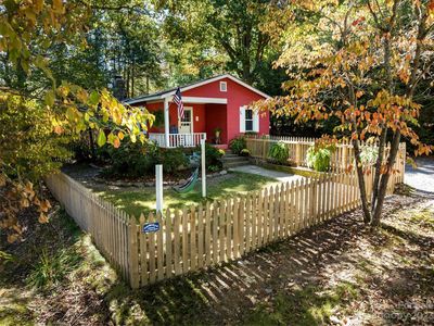 5 Iroquois St, Black Mountain, NC, 28711