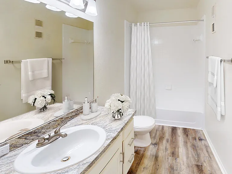 Lakewood Place — Photo 24