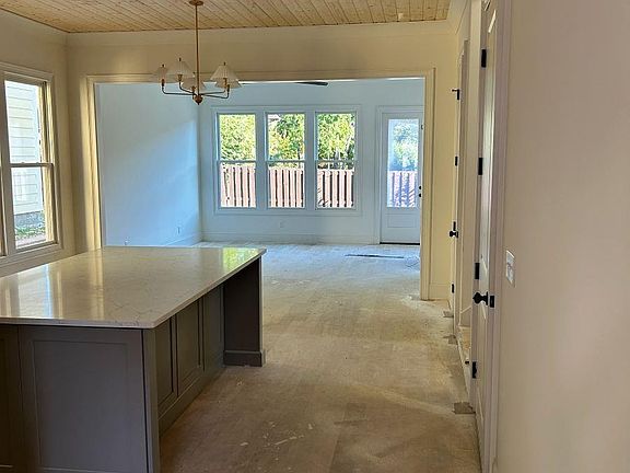 5th image of 1117 Ninas Way