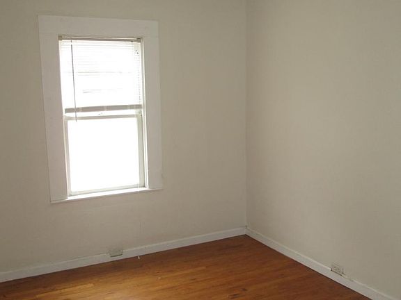 5th image of 2312 W Fig St