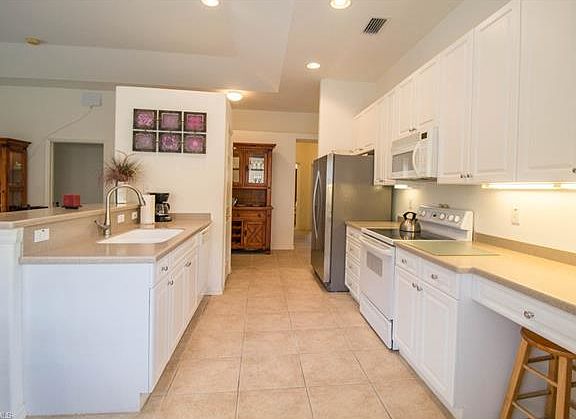 5th image of 8308 Laurel Lakes Blvd