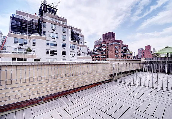 Rented by Urbane Brokerage | media 15