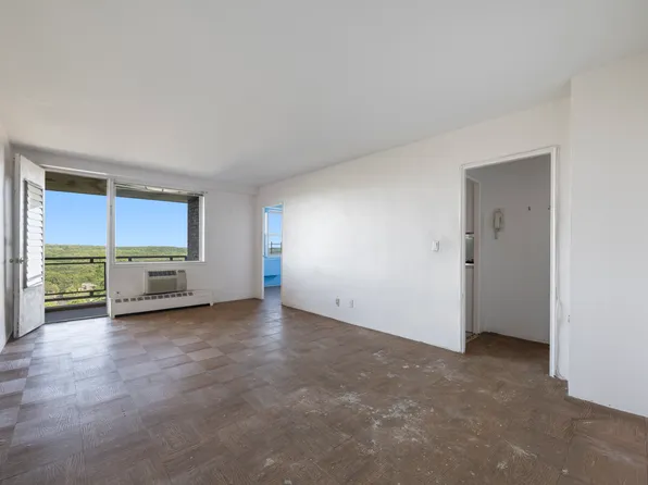 5900 Arlington Avenue image 1 of 22