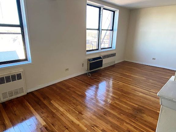 5th image of 6910 Avenue U #5F-5