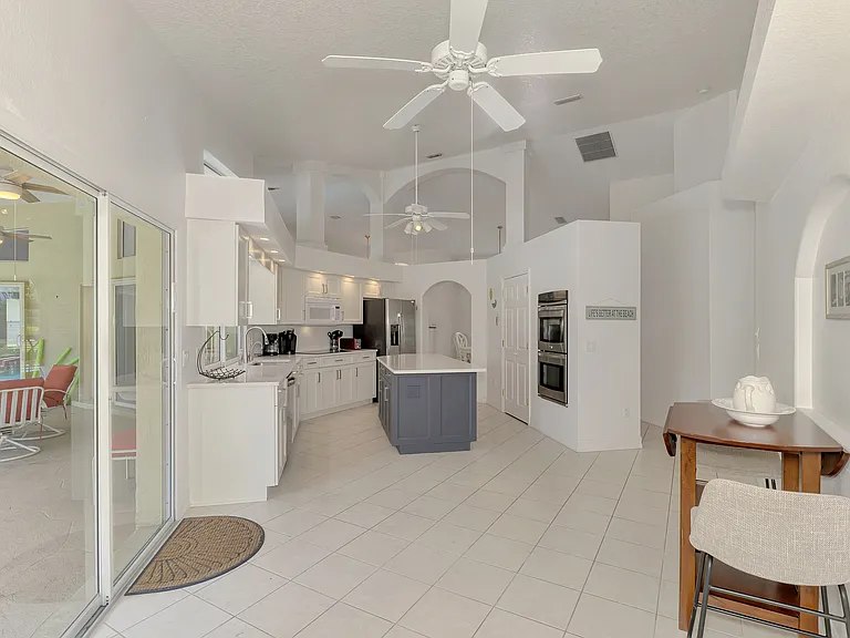 915 Park Place Dr — Photo 41