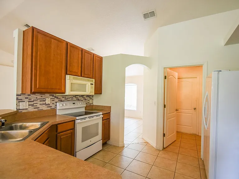 10438 Vista Pines Loop — Photo 8