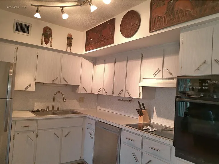 2361 Ecuadorian Way #45 — Photo 18