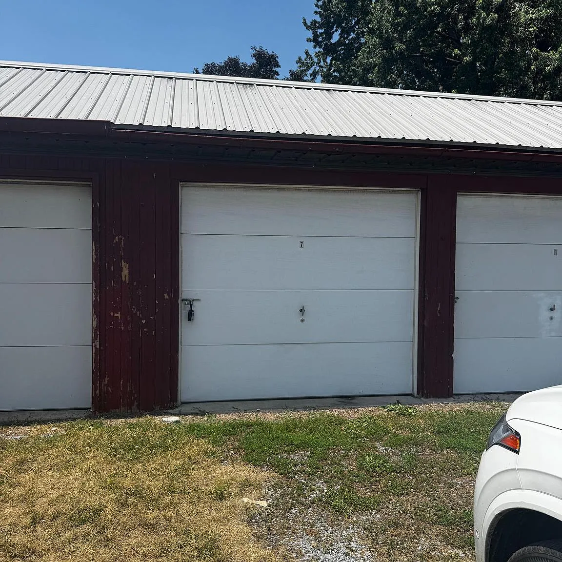 Studio, 240 sqft, $140 — Photo 1