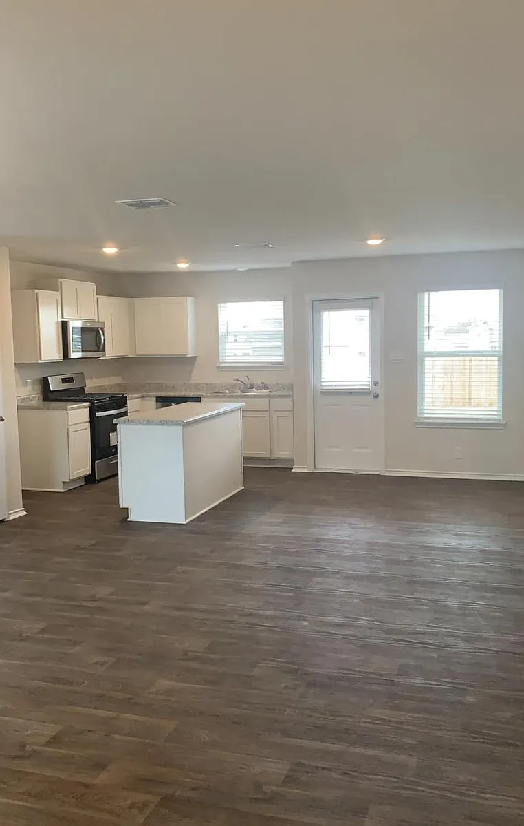 Building Photo - 9539 Ranch Loop