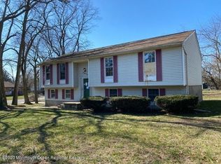 509 Green Grove Rd, Neptune, NJ 07753