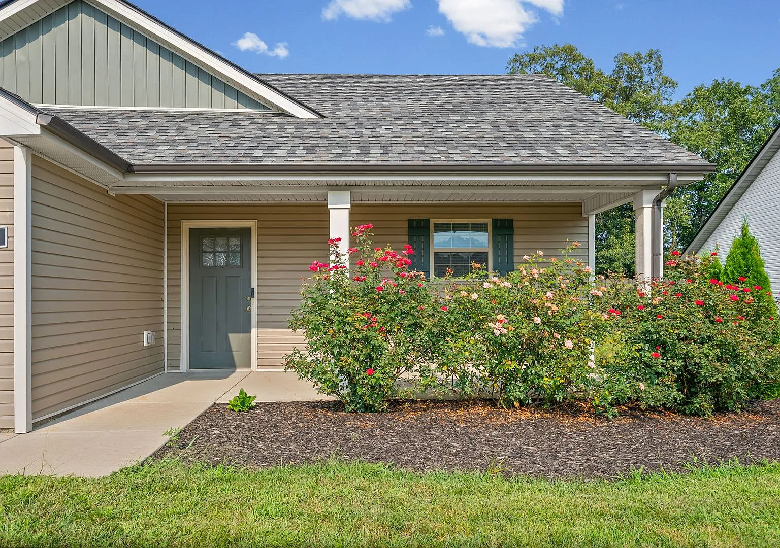 1493 Fredrick Dr — Photo 2