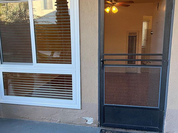 4th image of 5910 E Naples Plz APT 4