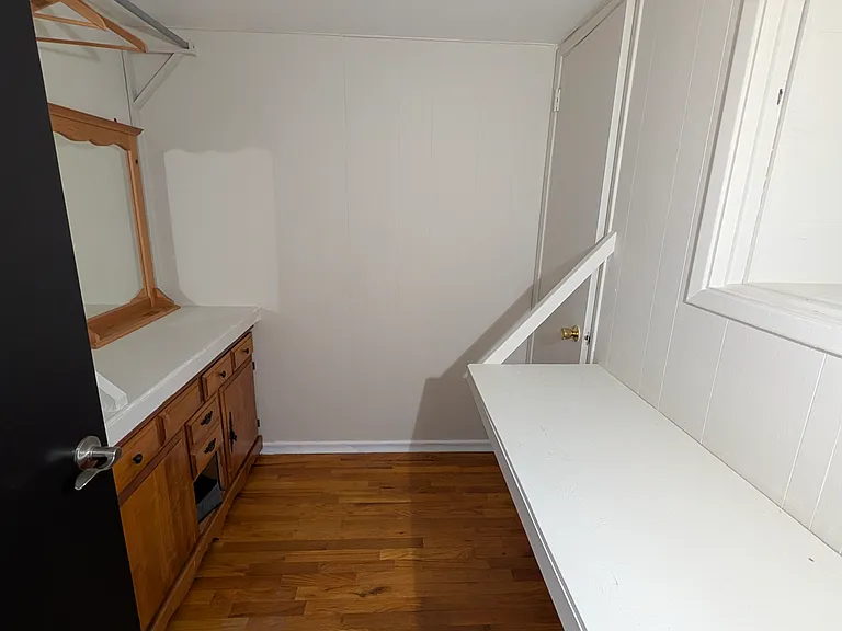 Storage room next to the upstairs bedroom