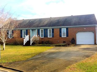 617 Rathwell Ct N, Chesapeake, VA 23322