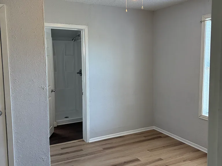 308 Ash St — Photo 11