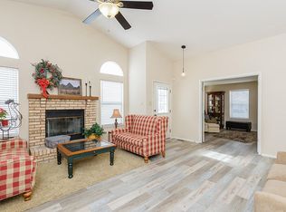 868 Du Pre Ct, Saint Peters, MO 63376
