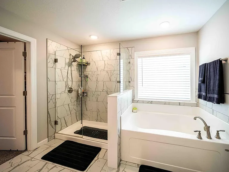 253 Prominence Dr — Photo 9