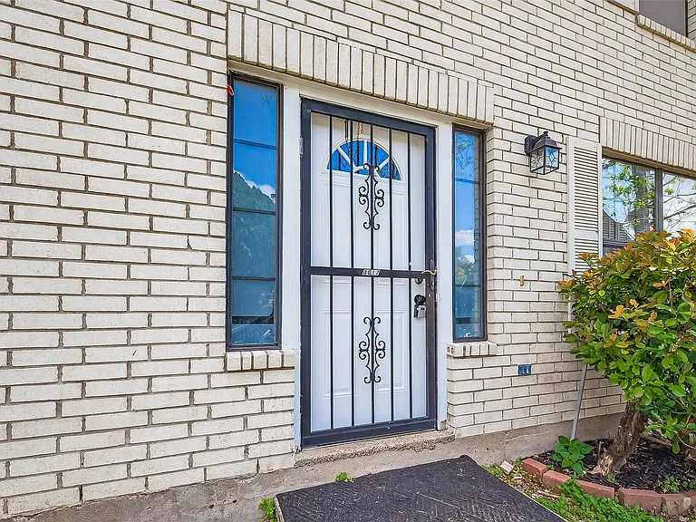 8617 Mapletwist St — Photo 6