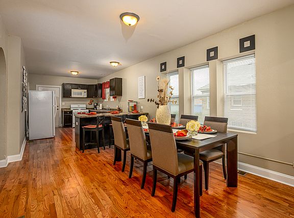 5th image of 6627 S Artesian Ave