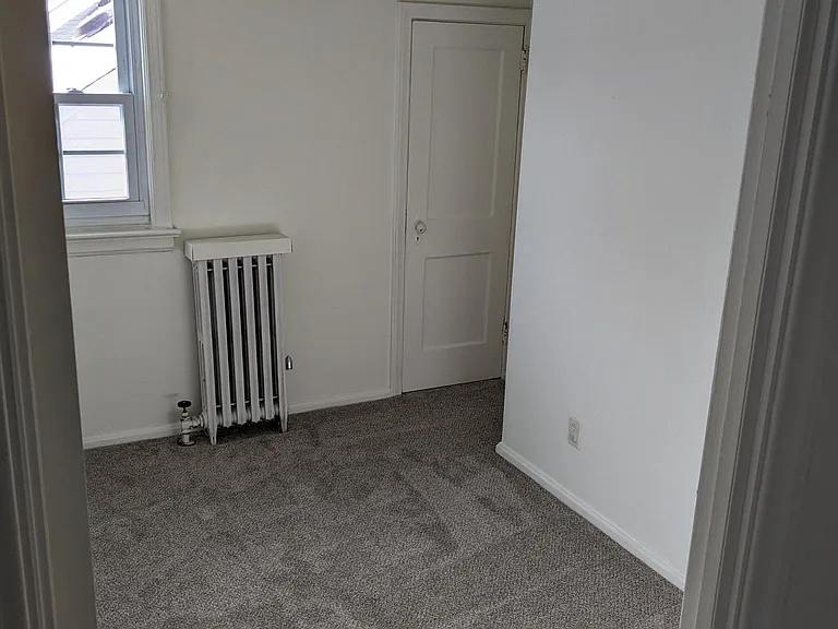 3701 Ingleside Rd #UPSTAIRS — Photo 13