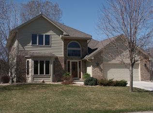 6365 Minnesota Ln N, Maple Grove, MN 55311