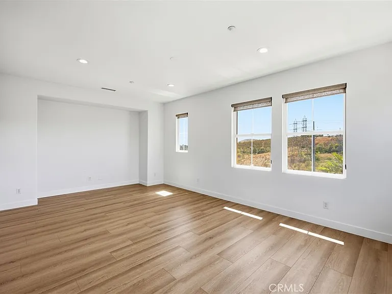 42 Paseo Vis — Photo 21