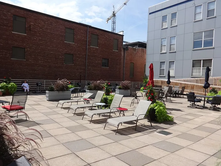 112 W Washington Blvd #324 — Photo 15