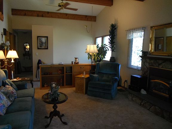 5th image of 1615 NW Turner Dr