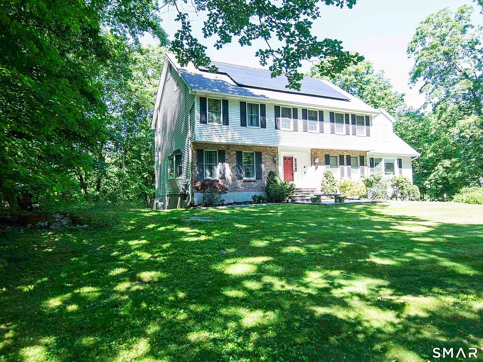 1st image of 18 Hickory Lane